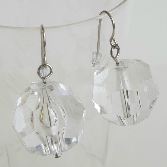 Orbs Faceted Plastic Clear Festive Crystal Mod 60s Style Dangle Earrings - Picture 3 of 7